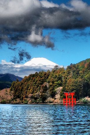 箱根神社鳥居と積雪の富士 iPad/Androidタブレット待受け